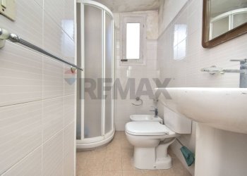 Bagno - Independent house via guglielmo marconi
 
23/25/27, Zafferana Etnea - photo 14