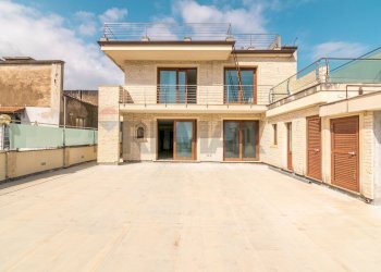 Casa all\'aperto - Appartamento Via Lorenzo Maddem
 
67, Acireale - foto 1