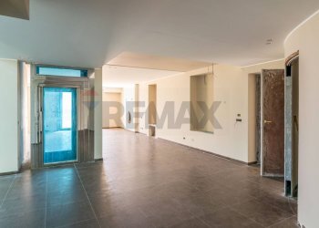 Stanza vuota - Appartamento Via Lorenzo Maddem
 
67, Acireale - foto 2