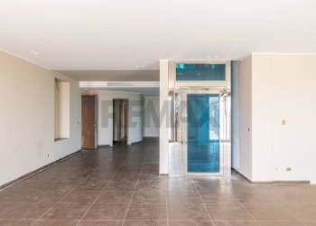 Stanza vuota - Appartamento Via Lorenzo Maddem
 
67, Acireale - foto 6