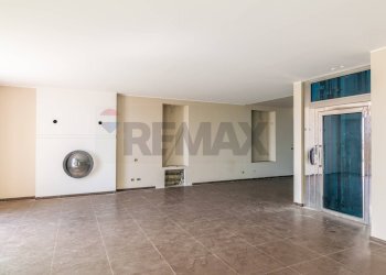 Stanza vuota - Appartamento Via Lorenzo Maddem
 
67, Acireale - foto 8