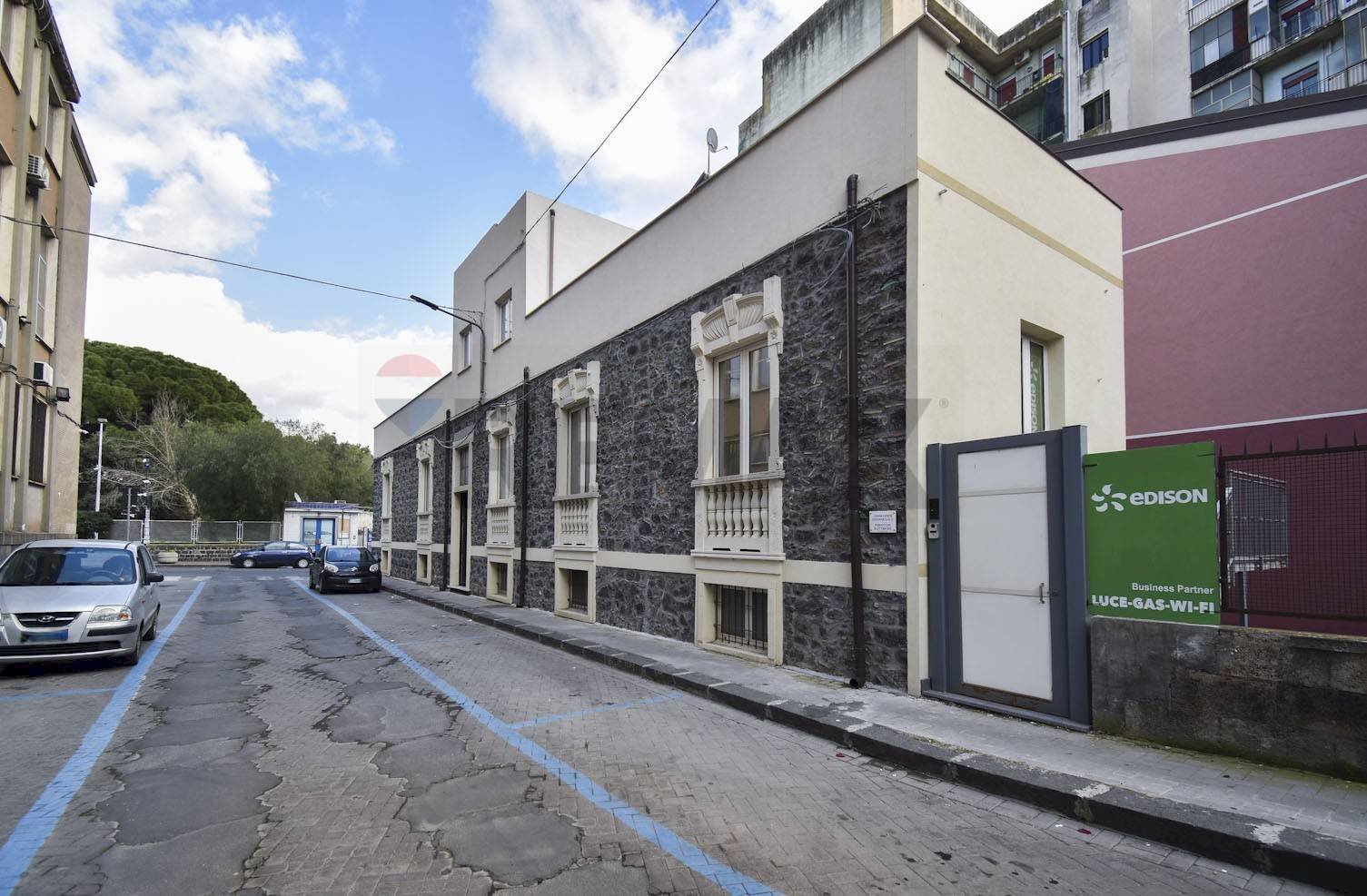 Edificio all\'aperto - Independent house Via Eugenio Curiel
1, Adrano - photo 2