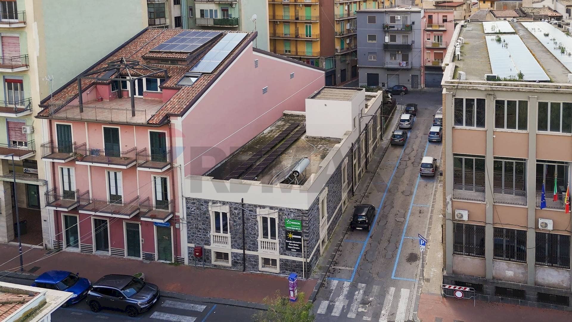 Edificio all\'aperto - Independent house Via Eugenio Curiel
1, Adrano - photo 3