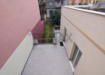 Edificio all\'aperto - Independent house Via Eugenio Curiel
 
1, Adrano - photo 54