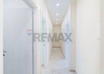 Hall / corridoio - Office Via Redentore
 
56, Catania - photo 10