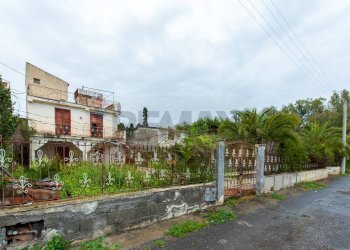 Casa all\'aperto - Villa Via Dorata
 
snc, Catania - foto 2