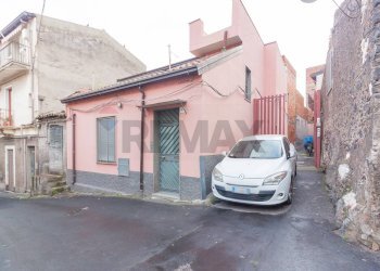 Casa all\'aperto - Casa semi indipendente Via Montecenere
 
47, Paterno - foto 2