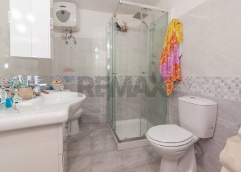 Bagno - Casa semi indipendente Via Montecenere
 
47, Paterno - foto 15