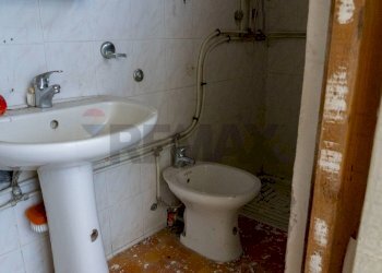 Bagno - Independent house VIA GRAMSCI
 
75, 77, Riposto - photo 26