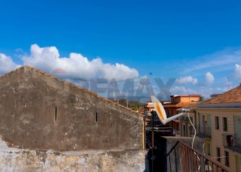 Vista delle montagne - Independent house VIA GRAMSCI
 
75, 77, Riposto - photo 32