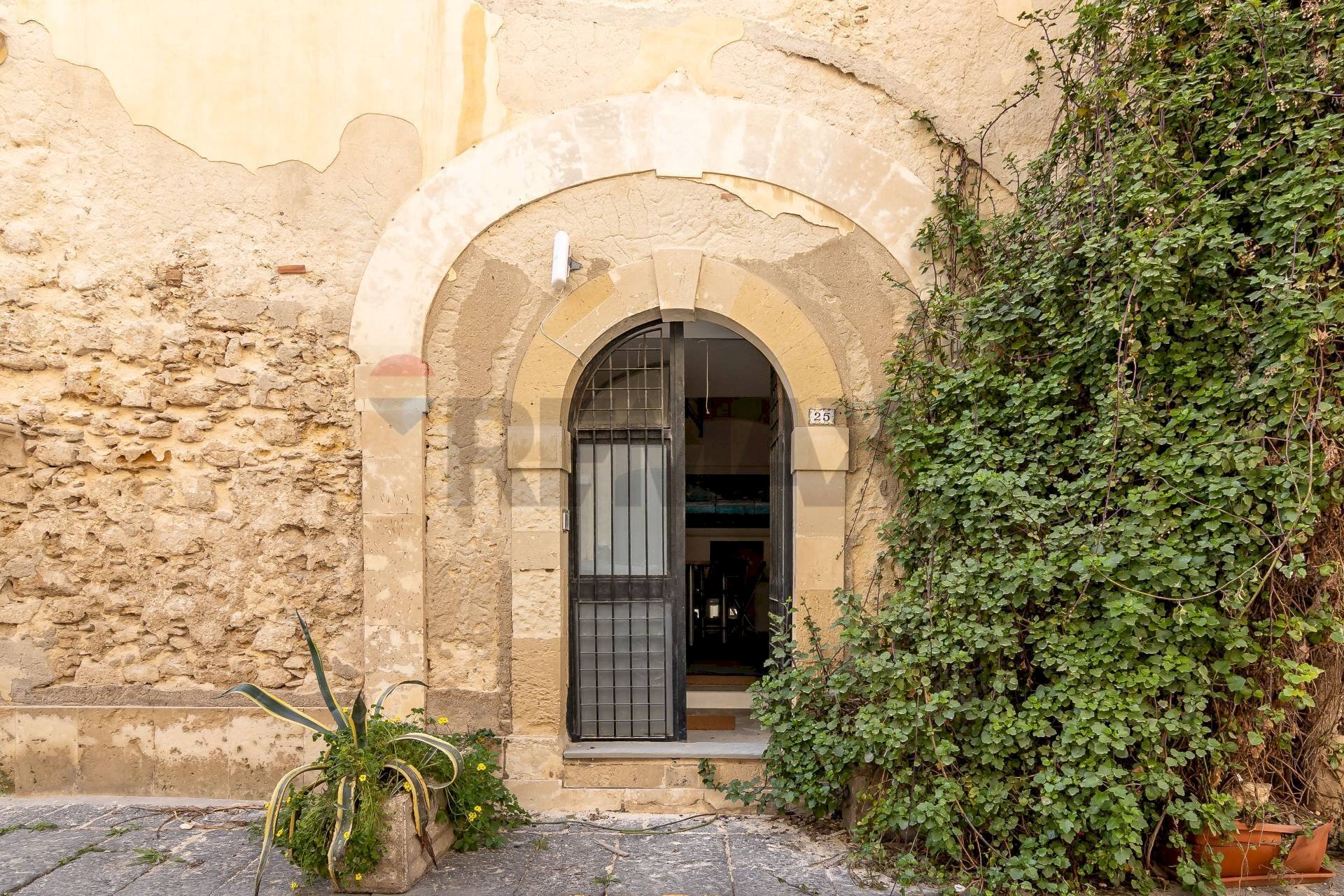 Casa all\'aperto - Casa indipendente vittorio veneto
 
25, Siracusa - foto 1