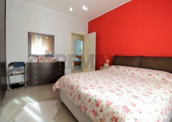 Camera / camera da letto - Trilocale Viale Delle Medaglie D'oro
 
84, Catania - foto 15