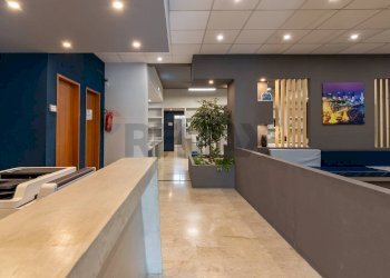 Ricezione / Lobby - Locale Commerciale via giuseppe toniolo
 
22-24, Caltagirone - foto 7