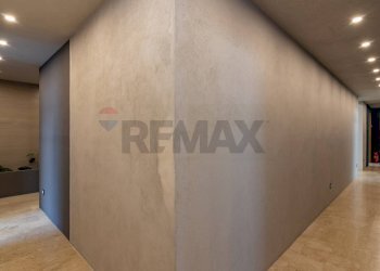 Hall / corridoio - Locale Commerciale via giuseppe toniolo
 
22-24, Caltagirone - foto 14