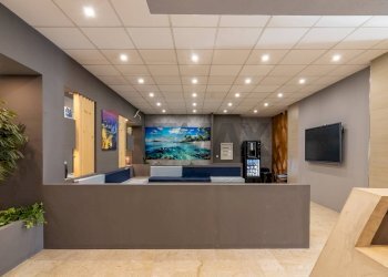 Ricezione / Lobby - Locale Commerciale via giuseppe toniolo
 
22-24, Caltagirone - foto 26