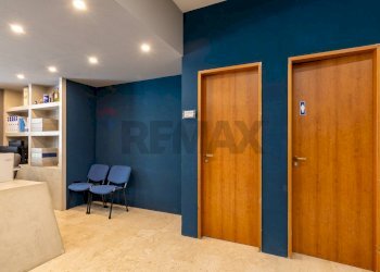 Soggiorno - Locale Commerciale via giuseppe toniolo
 
22-24, Caltagirone - foto 28