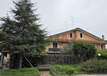 Casa all\'aperto - Casa semi indipendente Via Federico De Roberto
 
1/B, San Gregorio di Catania - foto 3