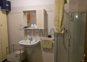 Bagno - Casa semi indipendente Via Federico De Roberto
 
1/B, San Gregorio di Catania - foto 33