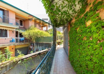 Balcone - Casa semi indipendente Via Federico De Roberto
 
1/B, San Gregorio di Catania - foto 22