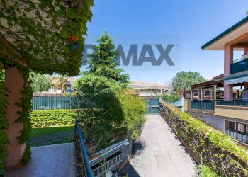 Edificio all\'aperto - Casa semi indipendente Via Federico De Roberto
 
1/B, San Gregorio di Catania - foto 30