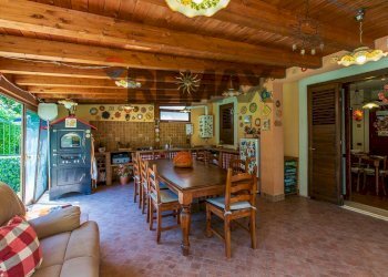 Sala da pranzo - Casa semi indipendente Via Federico De Roberto
 
1/B, San Gregorio di Catania - foto 42