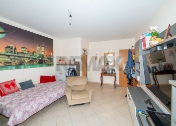 Soggiorno - Trilocale Via IV Novembre
 
138, Aci Catena - foto 3