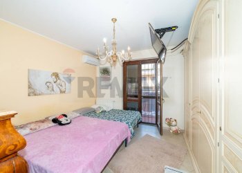 Camera / camera da letto - Trilocale Via IV Novembre
 
138, Aci Catena - foto 12