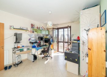 Ufficio - Trilocale Via IV Novembre
 
138, Aci Catena - foto 13