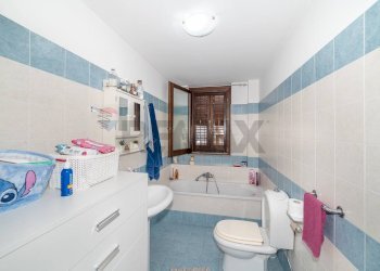 Bagno - Trilocale Via IV Novembre
 
138, Aci Catena - foto 15