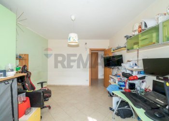 Ufficio - Trilocale Via IV Novembre
 
138, Aci Catena - foto 17