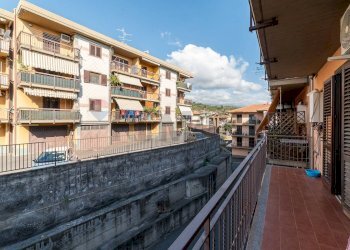 Balcone - Trilocale Via IV Novembre
 
138, Aci Catena - foto 21