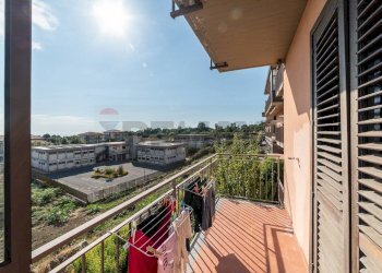 Balcone - Trilocale Via IV Novembre
 
138, Aci Catena - foto 26