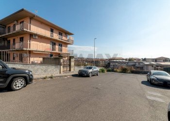 Edificio all\'aperto - Trilocale Via IV Novembre
 
138, Aci Catena - foto 31