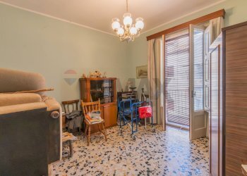 Camera / camera da letto - Casa indipendente via milazzo
 
16-18-20, Grammichele - foto 10