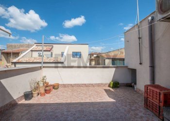 Terrazza - Casa indipendente via milazzo
 
16-18-20, Grammichele - foto 17