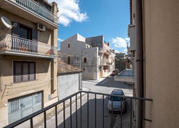 Balcone - Casa indipendente via milazzo
 
16-18-20, Grammichele - foto 24