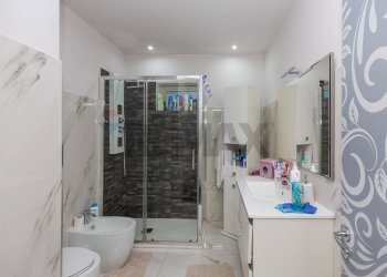 Bagno - Trilocale Viale Grimaldi
 
6, Catania - foto 9