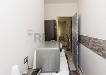 Hall / corridoio - Trilocale Viale Grimaldi
 
6, Catania - foto 14