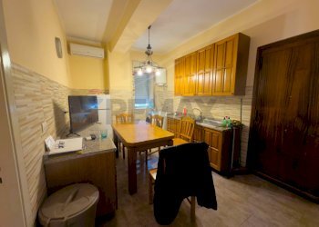 Sala da pranzo - Quadrilocale Via Vito Marino
 
10, Catania - foto 8