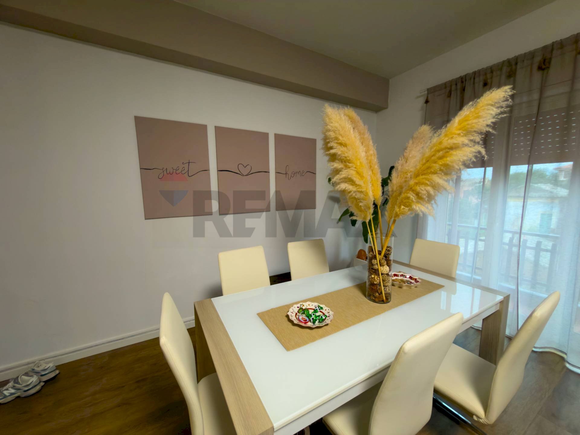 Sala da pranzo - Appartamento 1 maggio
 
11, Misterbianco - foto 2