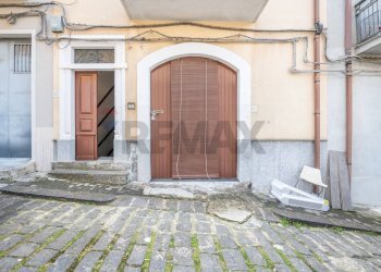 Casa all\'aperto - Casa indipendente via vittorio veneto
 
127, Grammichele - foto 6