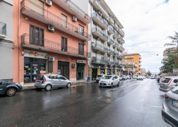 Edificio all\'aperto - Attività Commerciale Viale Libertà
 
126, Giarre - foto 16