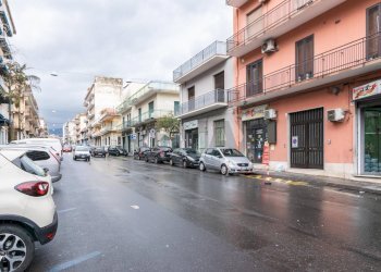 Edificio all\'aperto - Attività Commerciale Viale Libertà
 
126, Giarre - foto 17