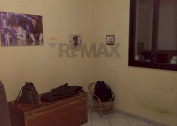 Soggiorno - Appartamento Via Rifiano
 
116, Aci Catena - foto 3