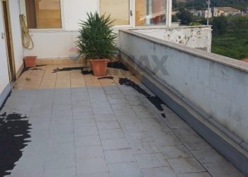 Terrazza - Appartamento Via Rifiano
 
116, Aci Catena - foto 5