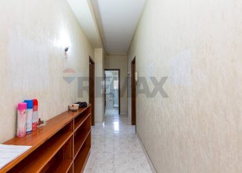 Hall / corridoio - Three-room apartment Viale Pietro Querini
 
20, Catania - photo 3