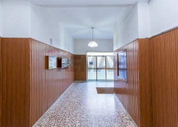 Ricezione / Lobby - Three-room apartment Viale Pietro Querini
 
20, Catania - photo 24