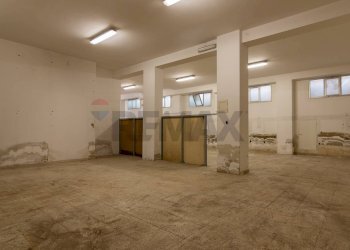 Stanza vuota - Magazzino via Giuseppe Toniolo, Caltagirone - foto 7