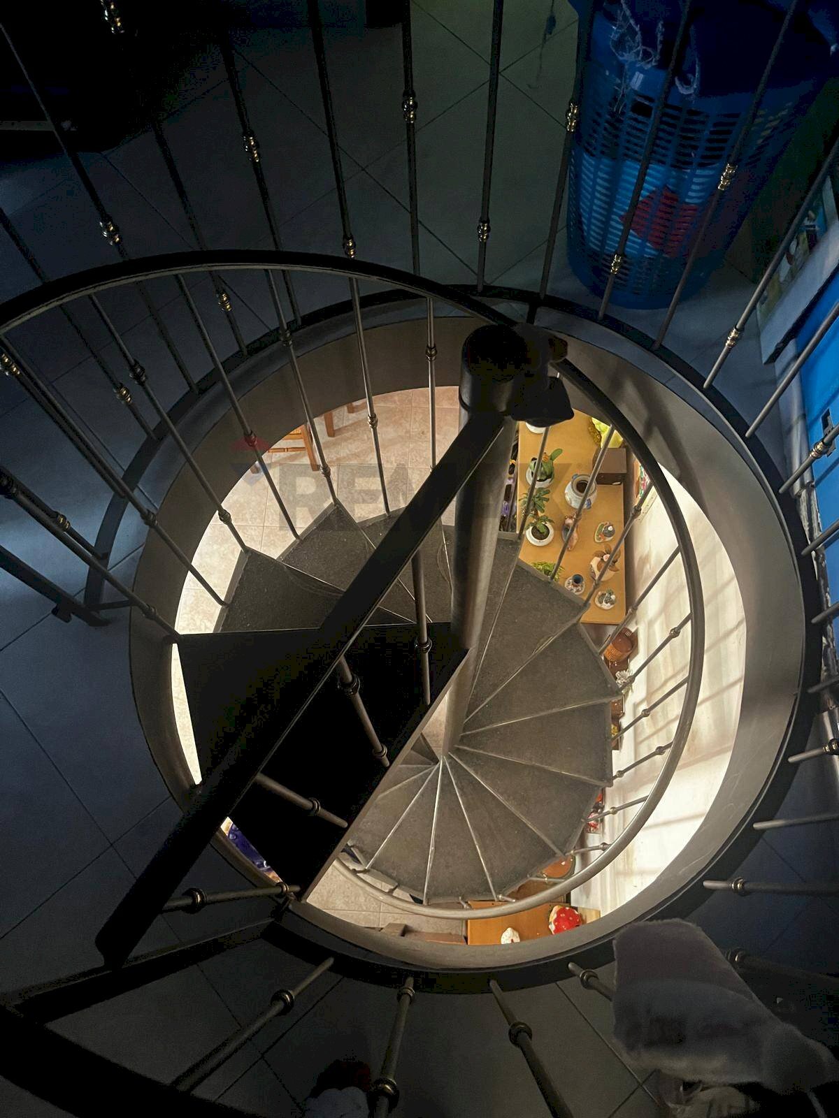 Scale - Trilocale Via Caduti Del Lavoro
136, Catania - foto 3