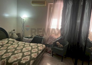 Camera / camera da letto - Trilocale Via Caduti Del Lavoro
 
136, Catania - foto 4